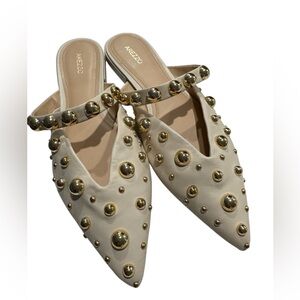 Ivory Leather Pointed Mule with Gold Studs